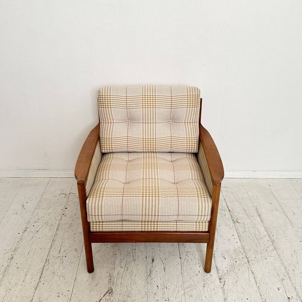 Mid-Century Scandinavian Armchair in Cherry Wood and Checked Fabric, 1960s