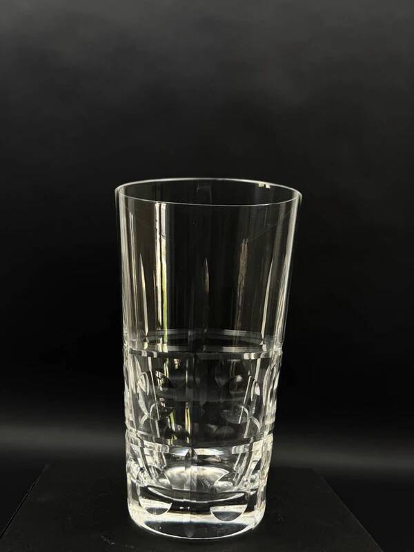 4 verres à eau en cristal de Sèvres 14,5 cm modèle taillé à facettes et pastilles
