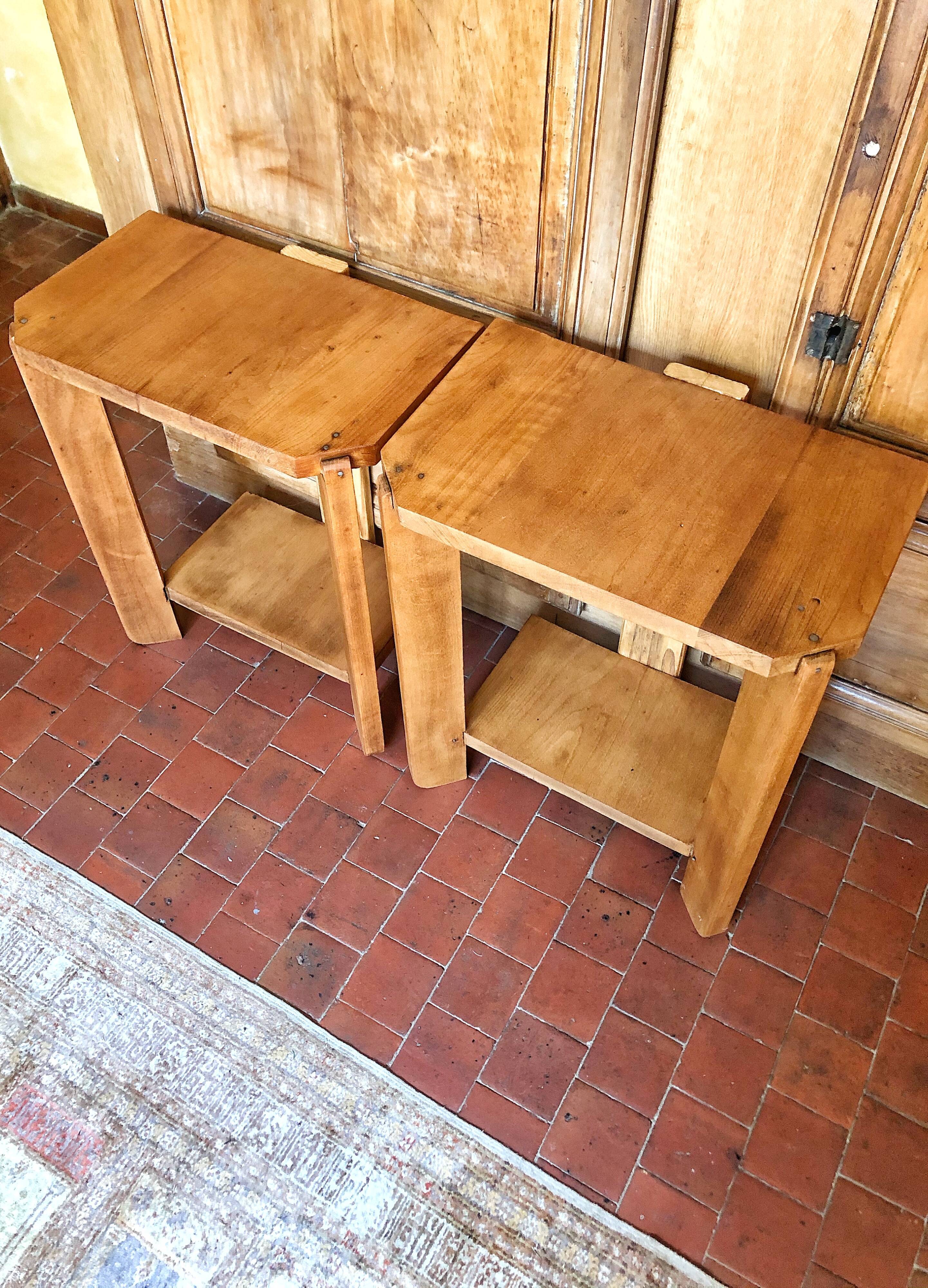 Pair of nightstand