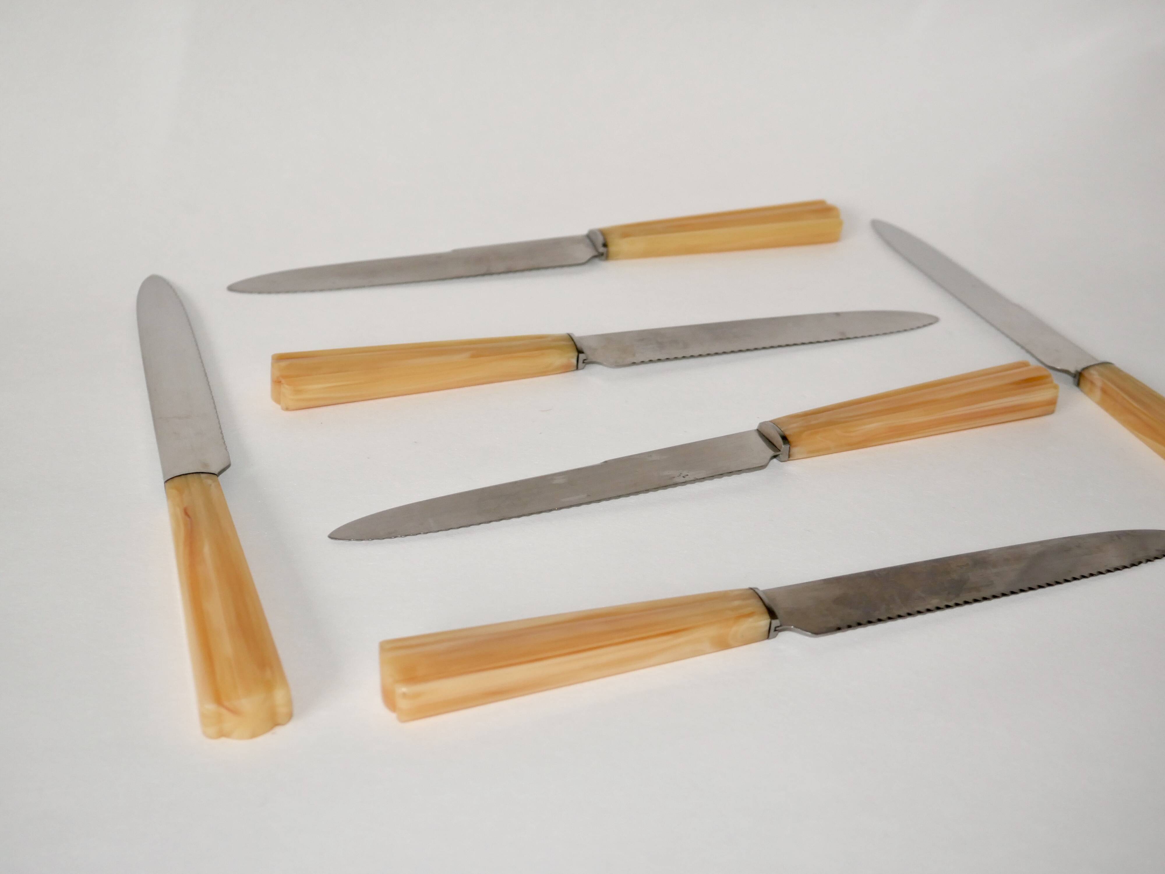 set of 6 large bakelite toothed knives 1960