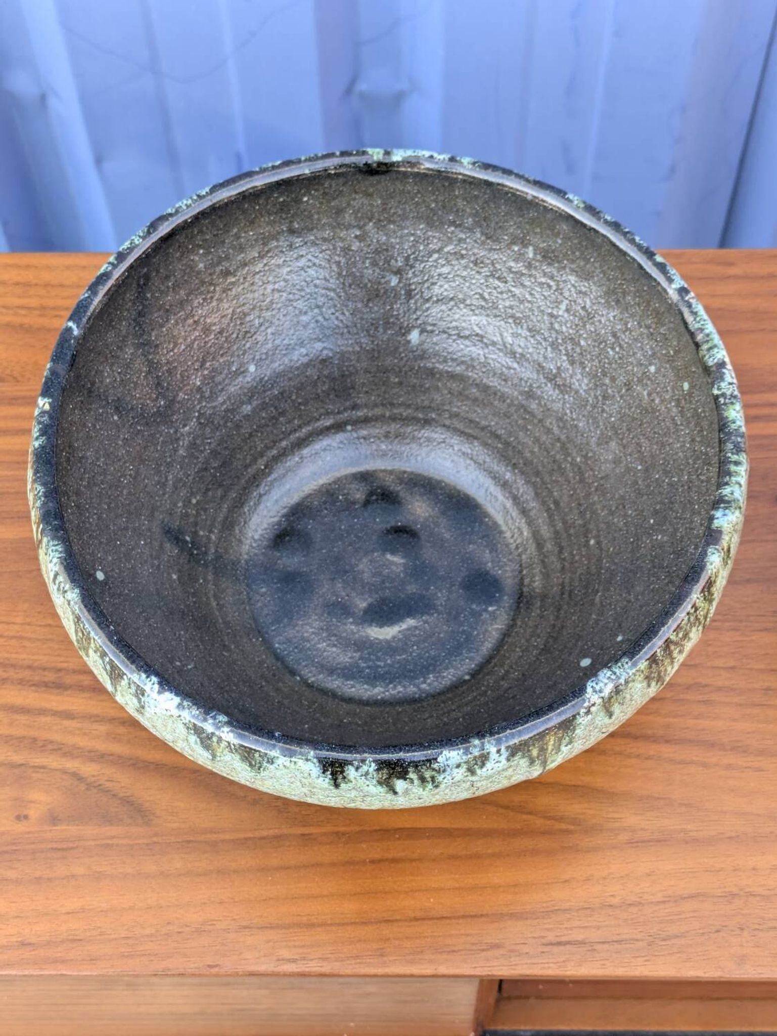 Coupe / cache-pot céramique Accolay signé – Grès émaillé vintage 60