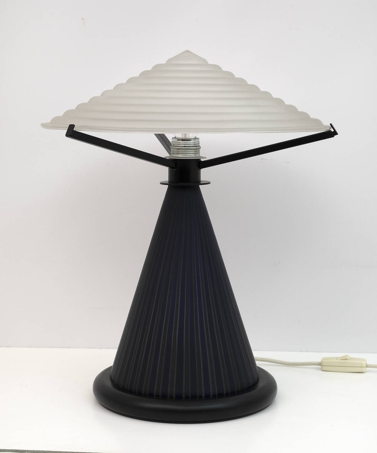 Pair of Post Modern Italian Murano Glass Mushroom Table Lamps, 1980s