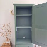 Renovated green bonnet maker