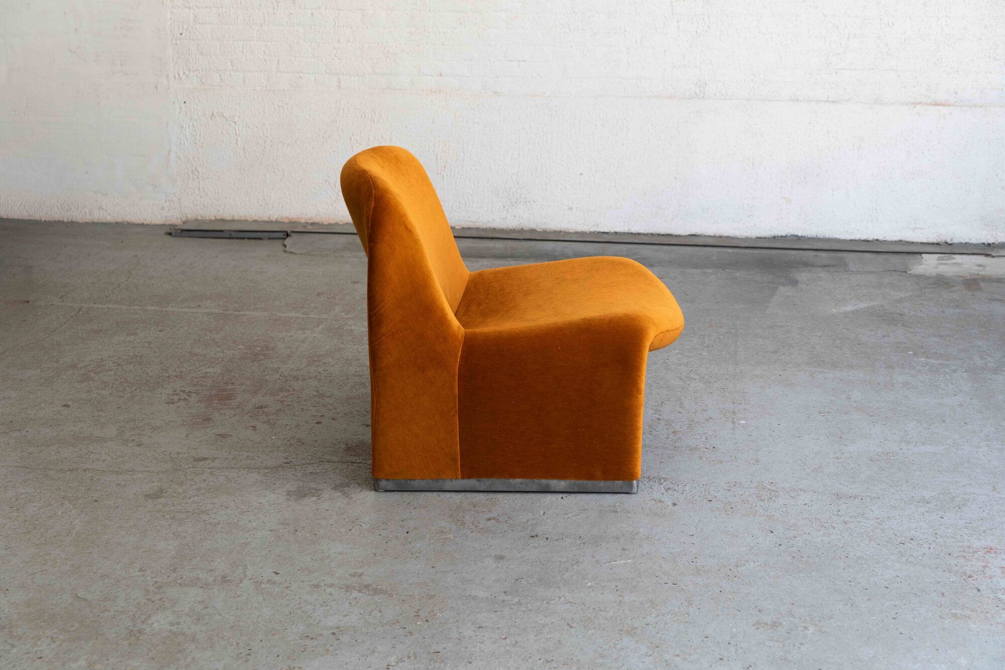 Fauteuil lounge 'Alky' par Giancarlo Piretti