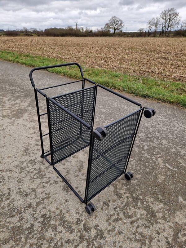 Desserte trolley Filigrane KRI de Niels Gammelgaard pour IKEA de 1988.