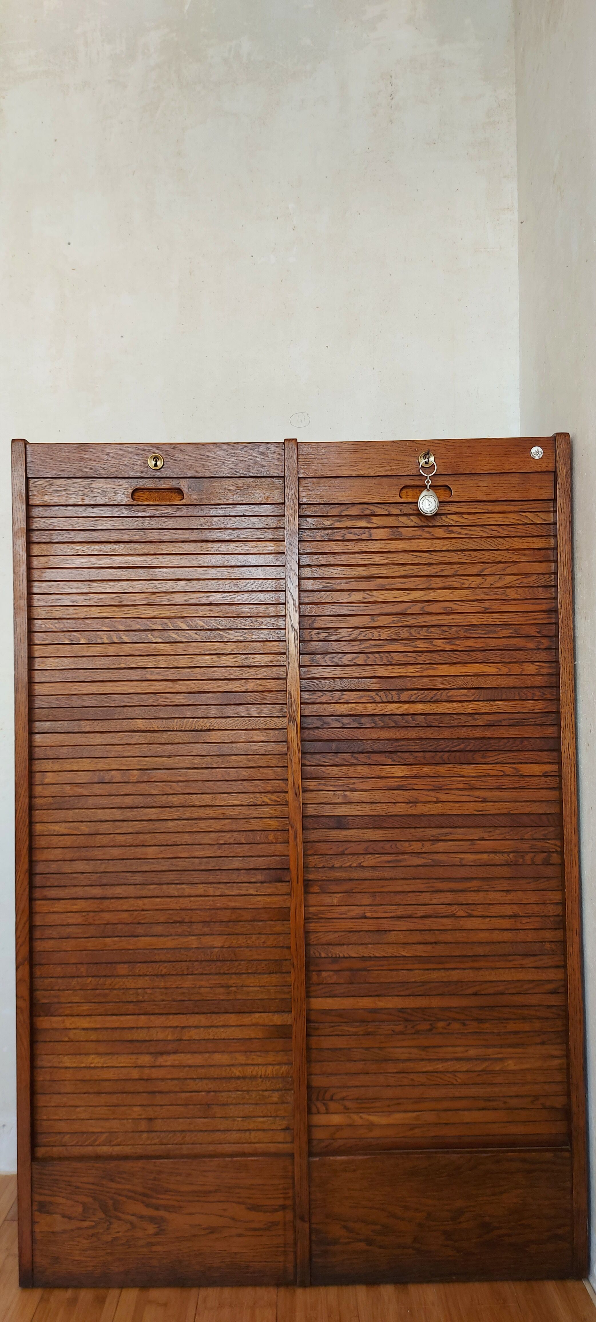 Double frame cabinet with solid oak curtains 50s