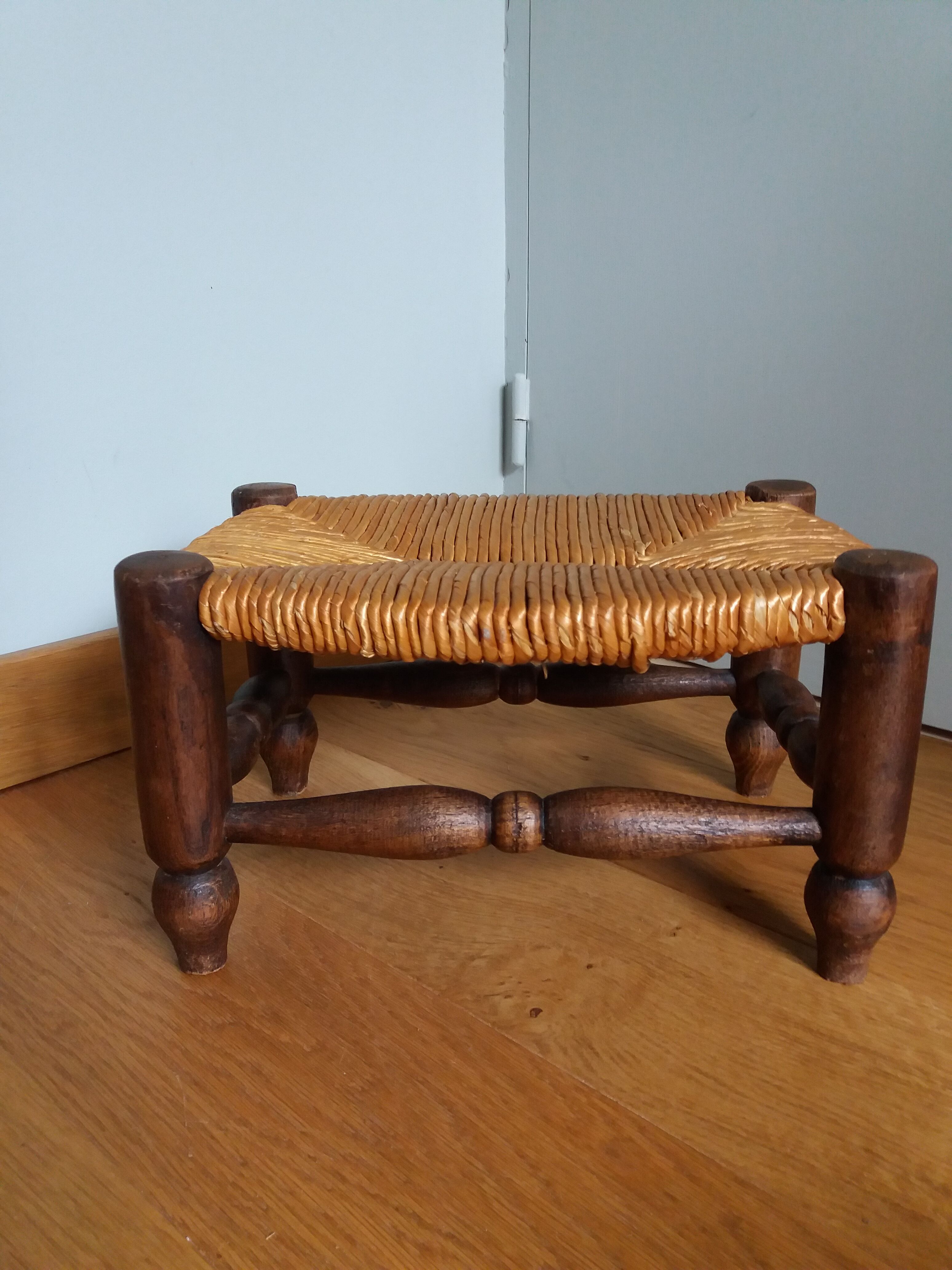 Footrest low stool wood and straw
