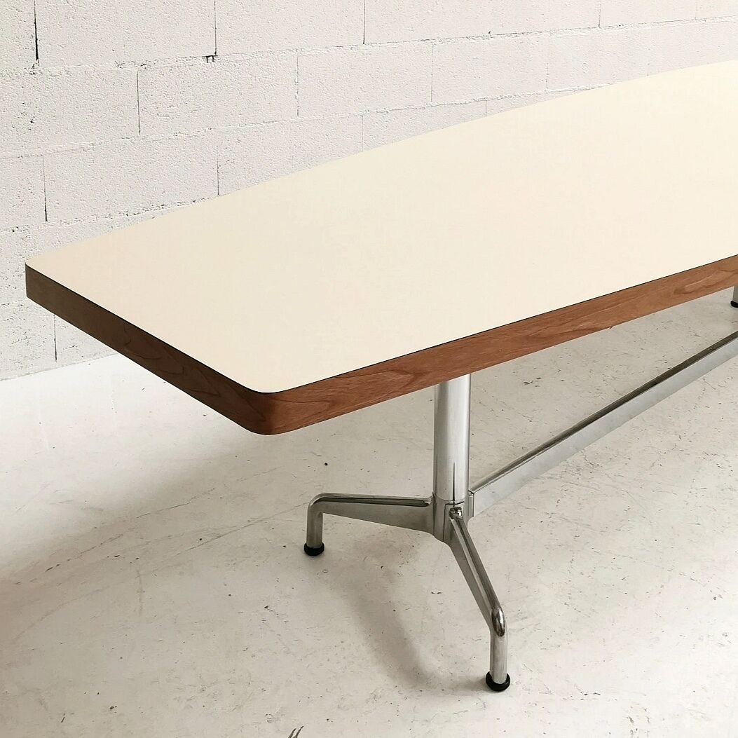 Oval table lecture by Giancarlo Piretti, Anonima Castelli, 1970