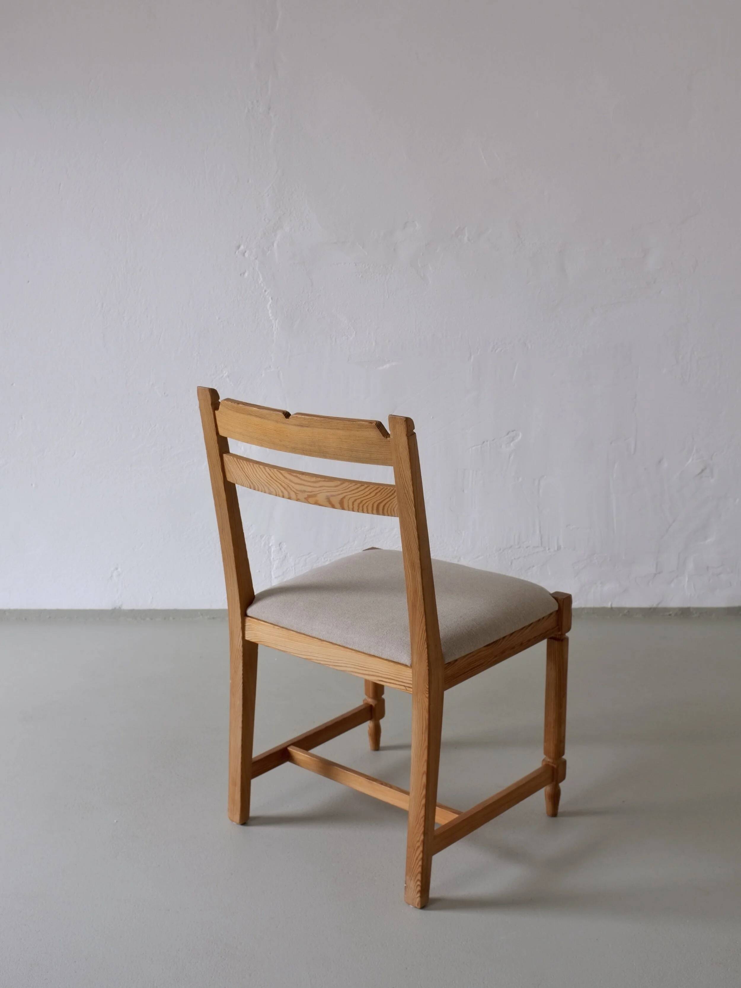 4 rustic carved pine chairs | Sweden | 1950s