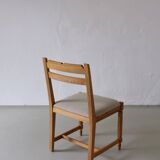 Quatre chaises rustiques en pin sculpté | Suède | Années 1950