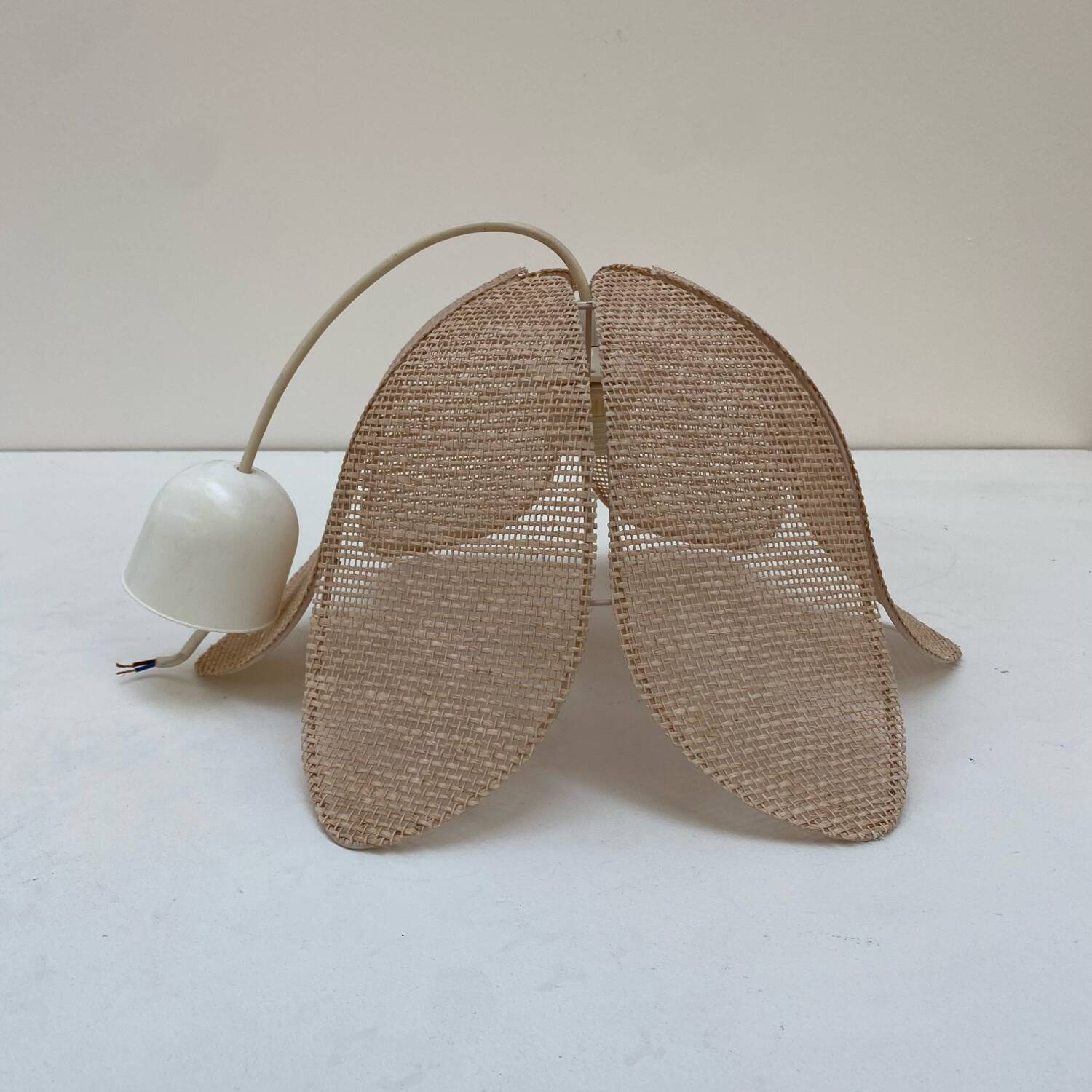 70s flower pendant light