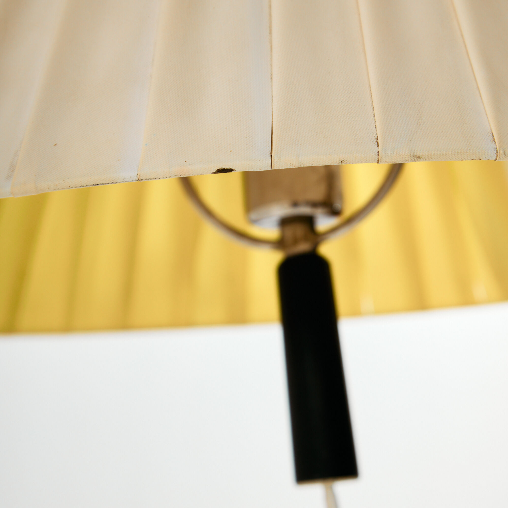 Metal floor lamp