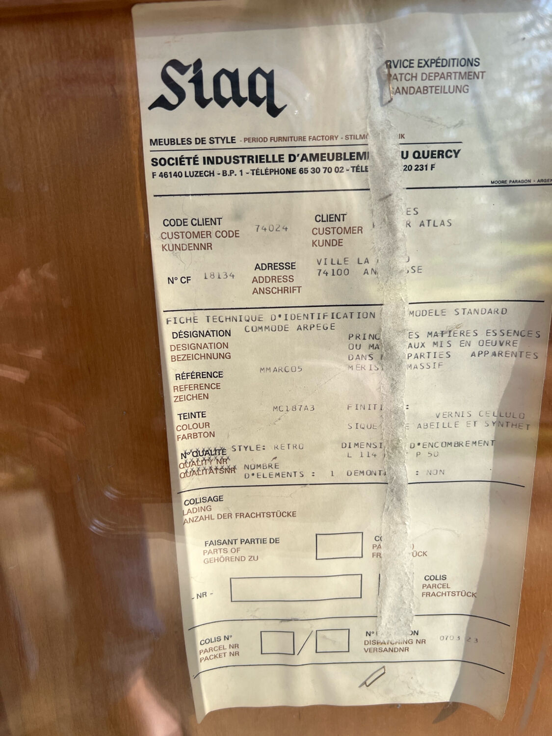 Magnificent varnished chest of drawers