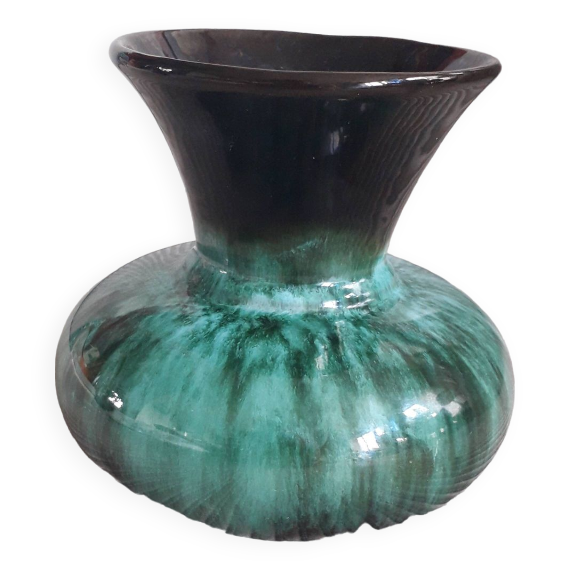 Vintage vase signed bmp canada
