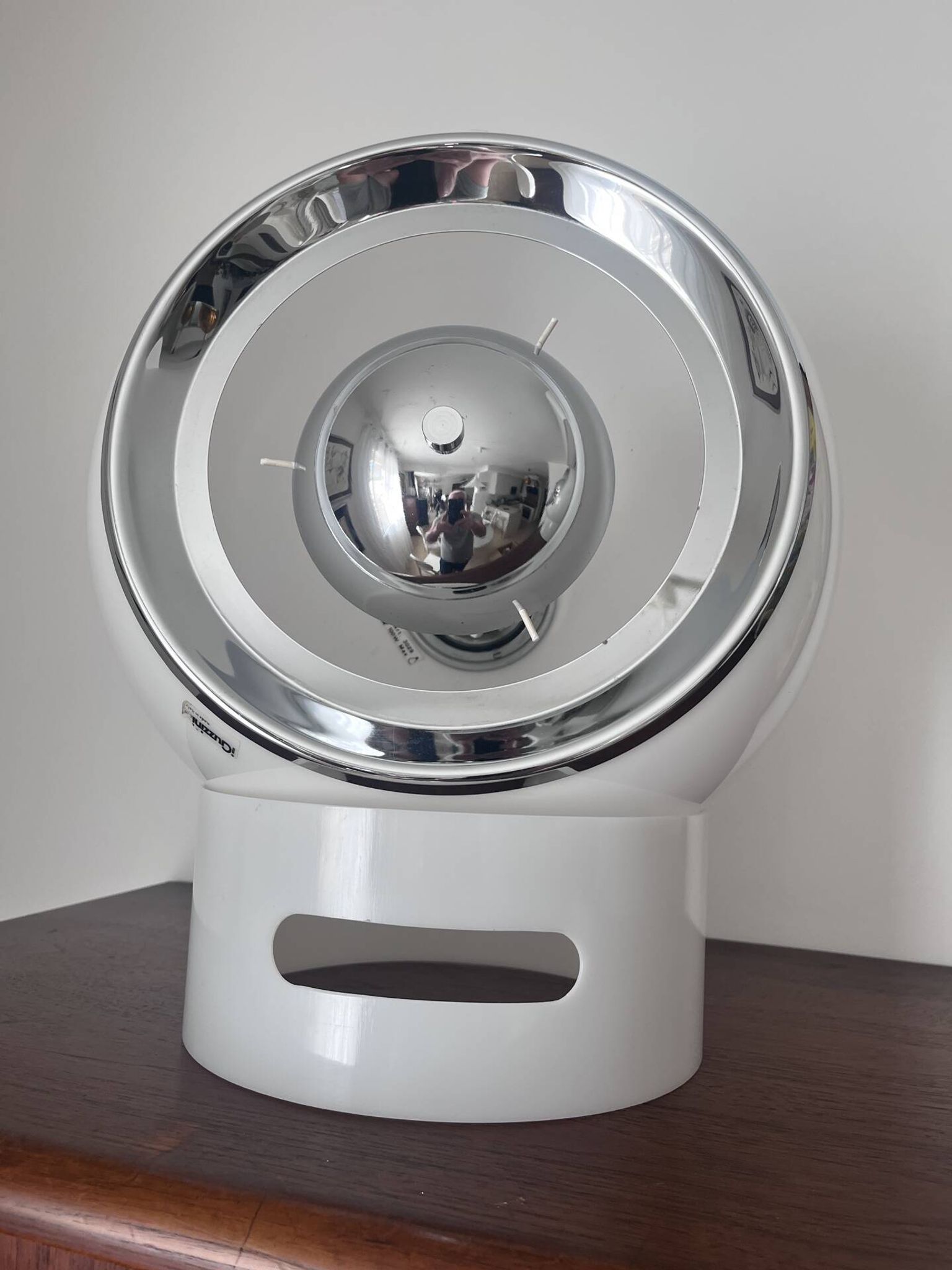 Guzzini Space Age lamp