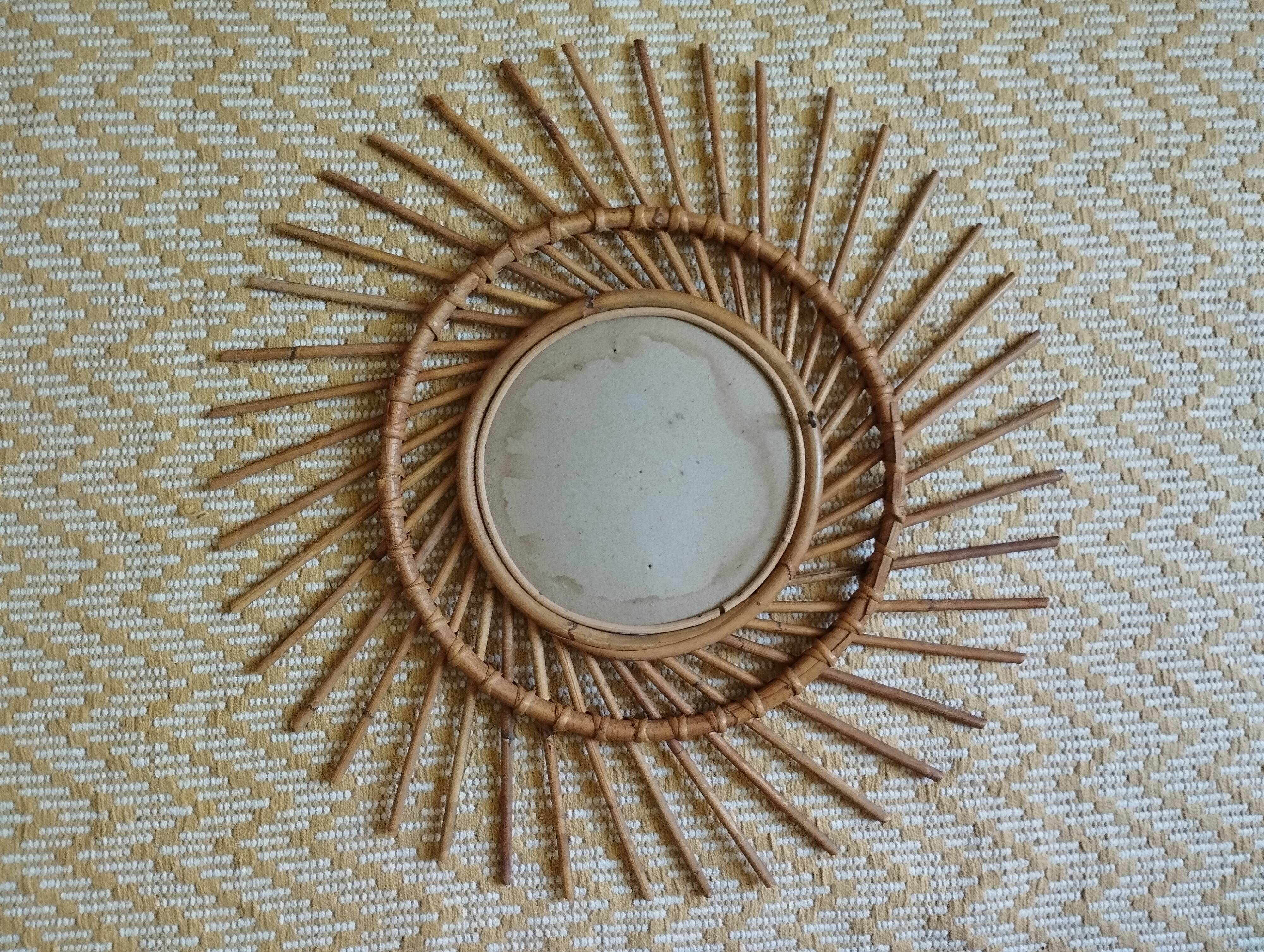 Large vintage bamboo and rattan sun mirror 53 cm in diameter