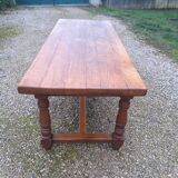 Farm table