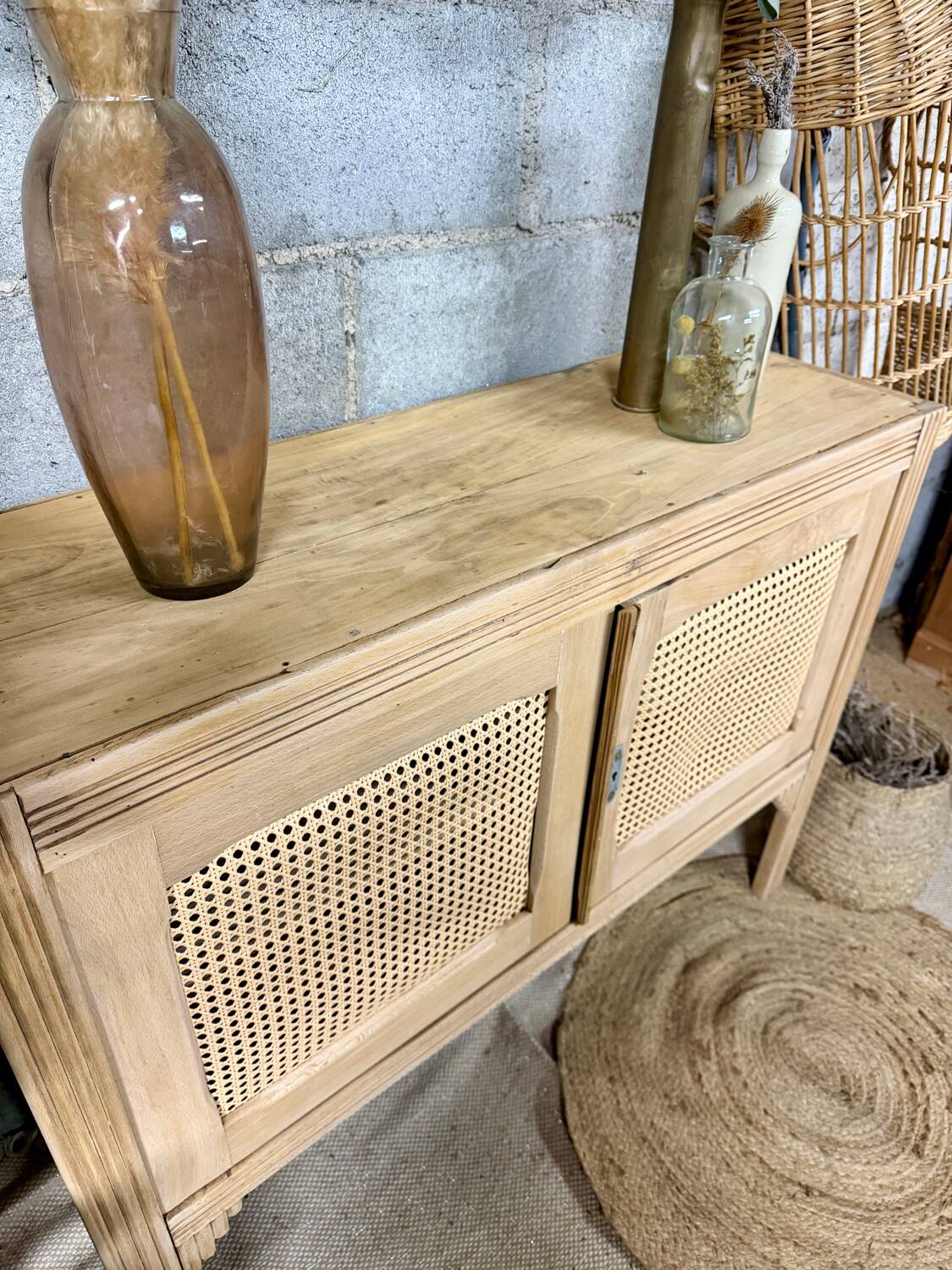 Vintage buffet