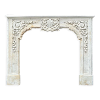 Cheminée en marbre blanc de carrare vers 1880