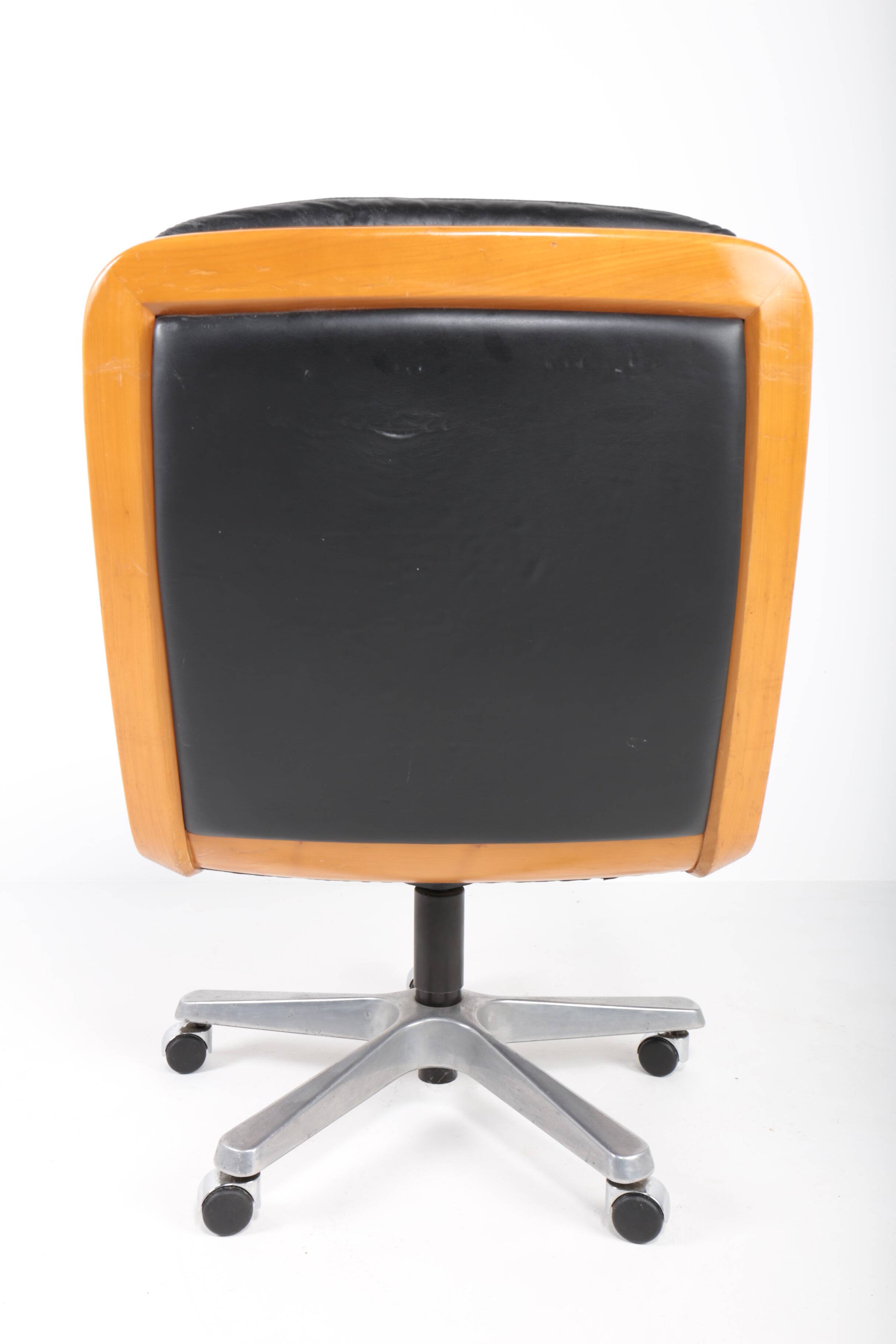 Leather office chair by Eugen Schmidt