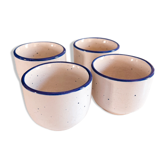 4 tasses anciennes en grès