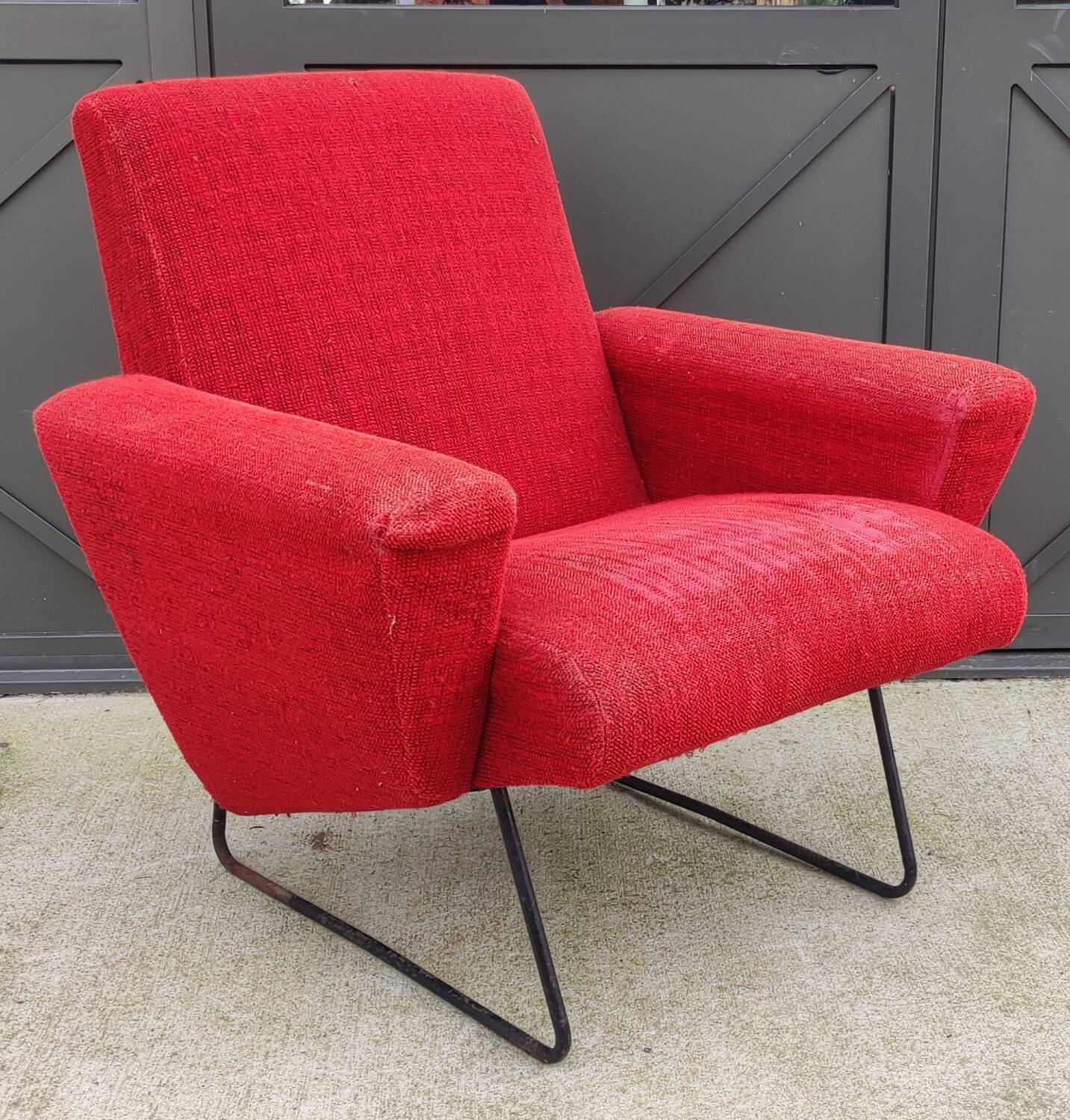 Vintage red designer armchair from the 1950s/1960s