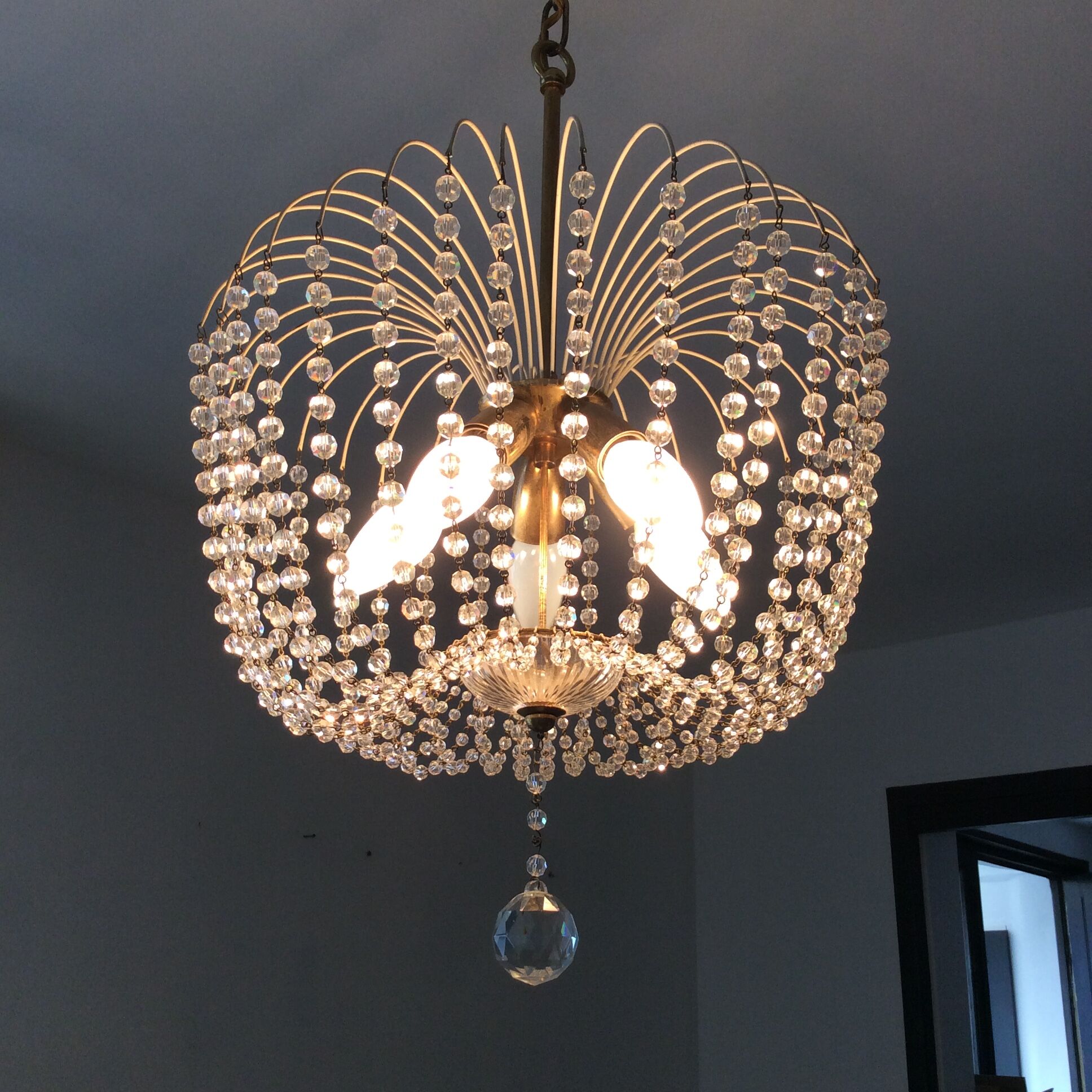 Chandelier crystal stamp basket