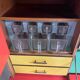 Buffet de cuisine vintage pieds compas