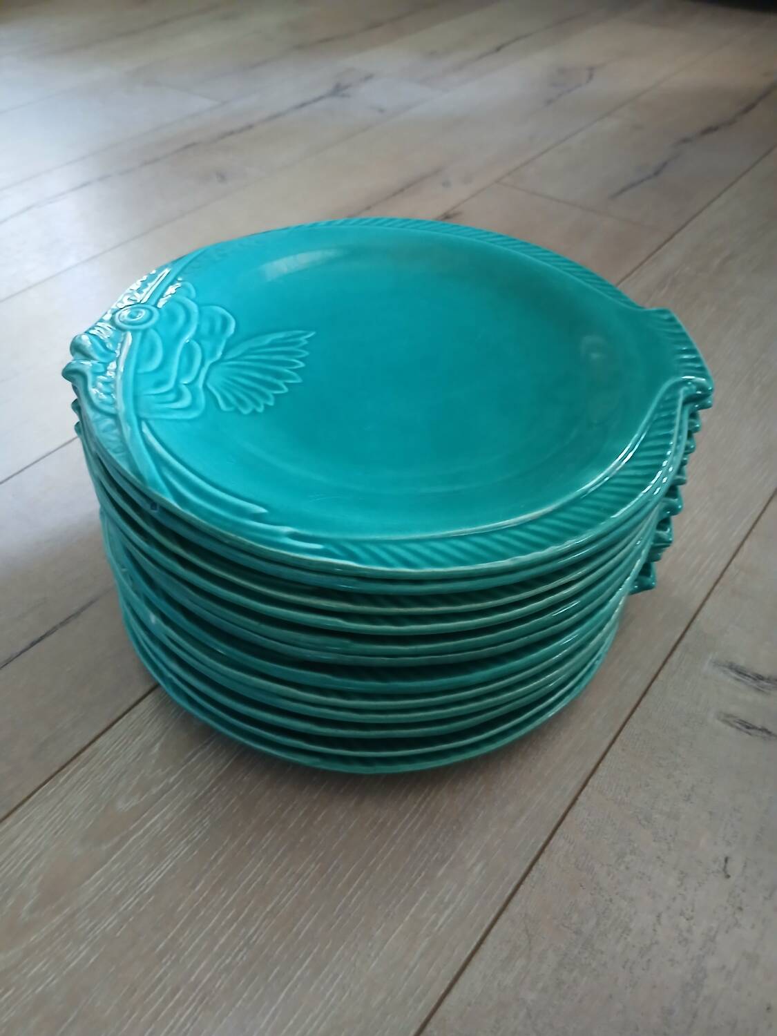 12 vintage zoomorphic dinner plates