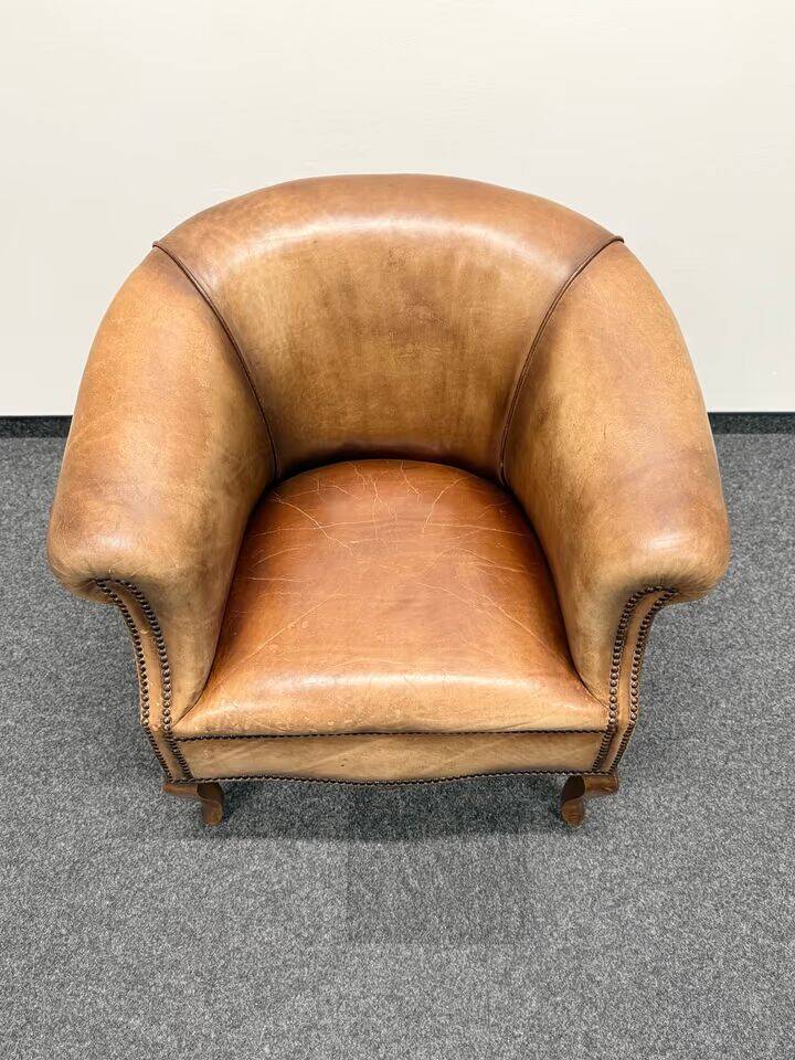 Classic Club Chair in Vintage Sheepskin Leather