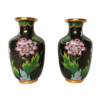 Paire de petits vases cloisonnés