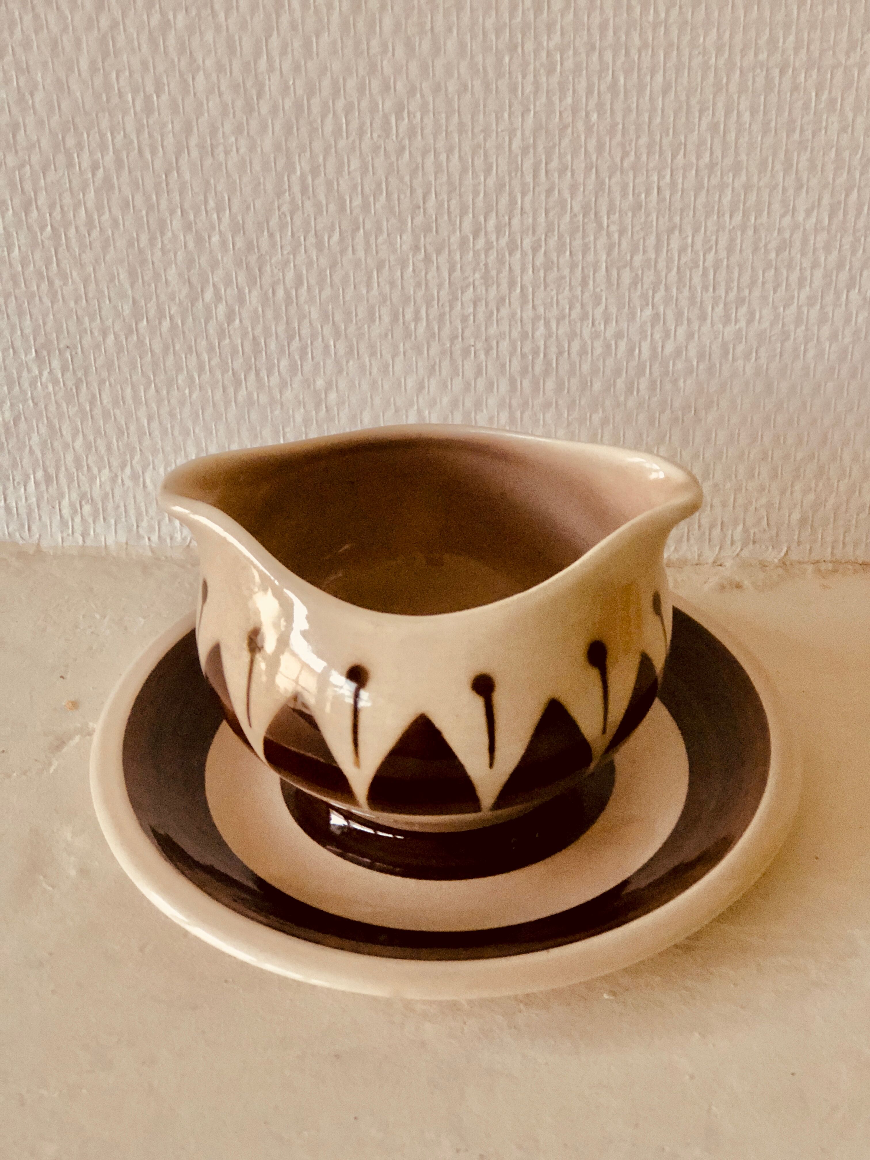 Sauce boat years 70 boch la louviere