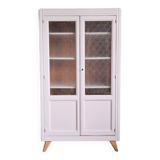 Beautiful vintage display cabinet