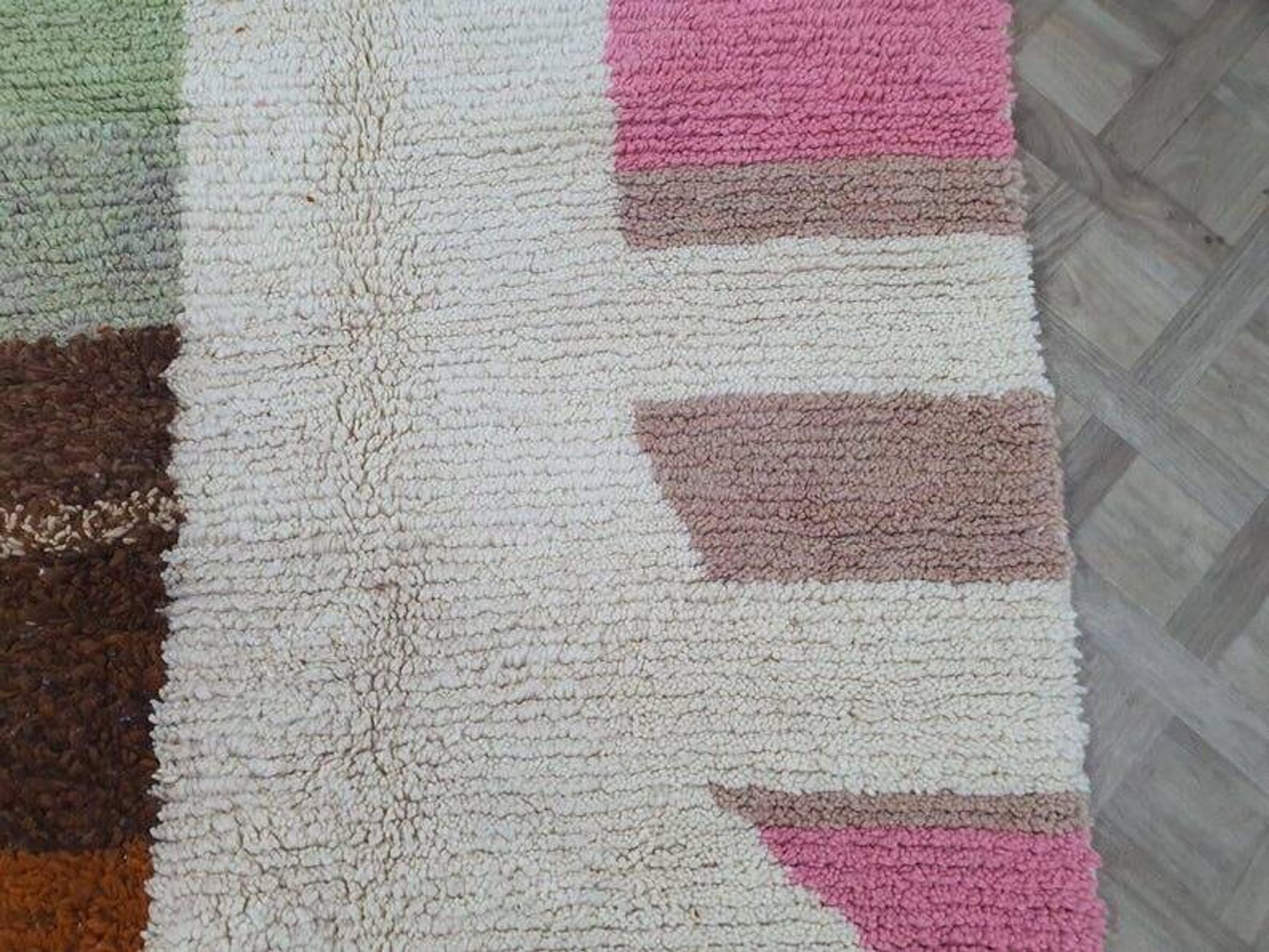 Authentic traditional handwoven Berber rug size 1.4/2.6 m