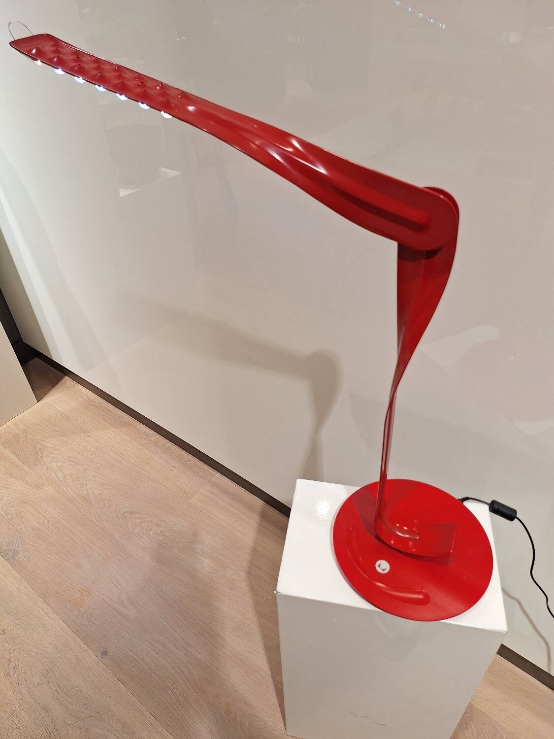 Designer desk lamp by Herman Miller 2007