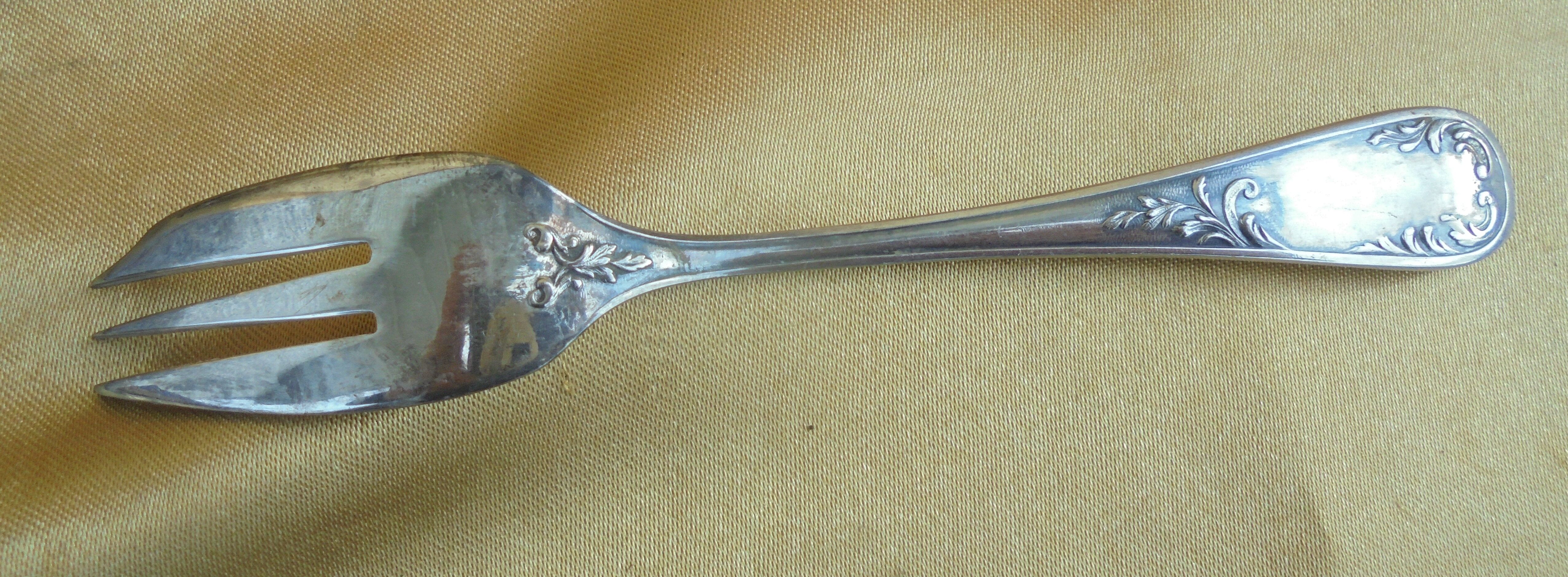 12 dessert forks with Sfam silver metal shovel