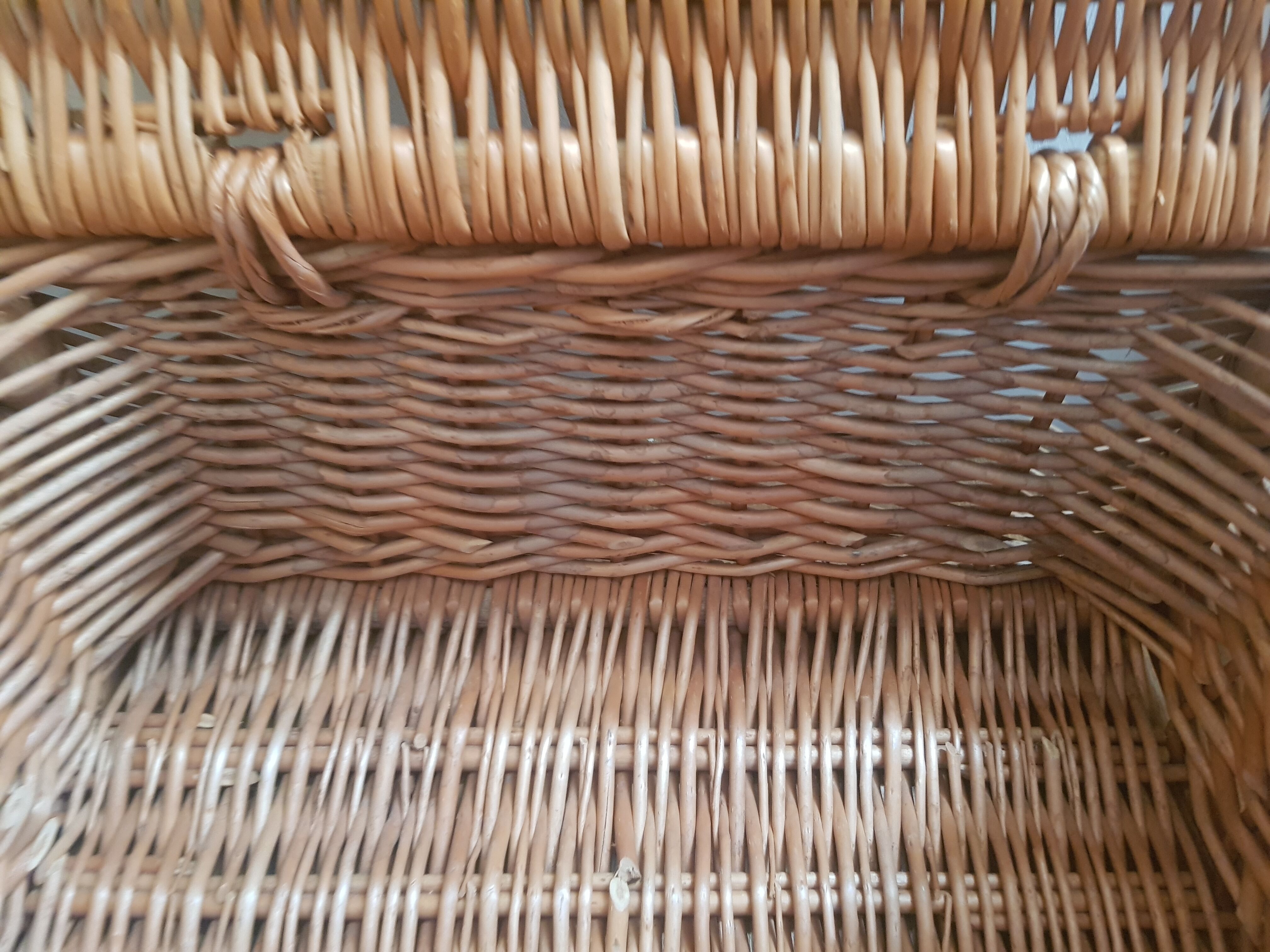 Wicker malle