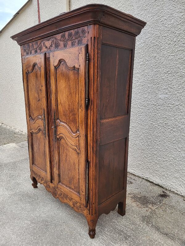 Wardrobe 2 doors louis xv walnut of the xix th siecle