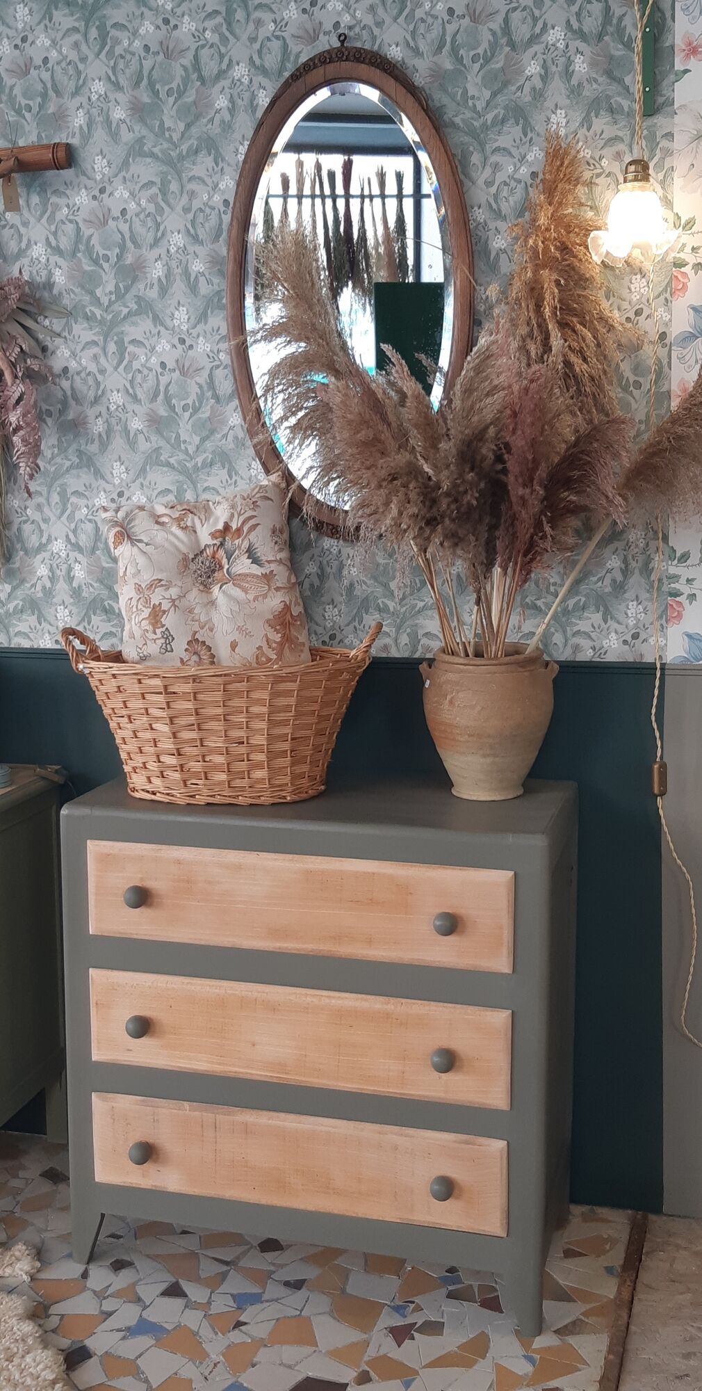 Vintage wood and khaki chest of drawers
