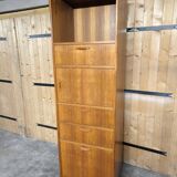 Yeck vintage Scandinavian hi-fi shelf unit