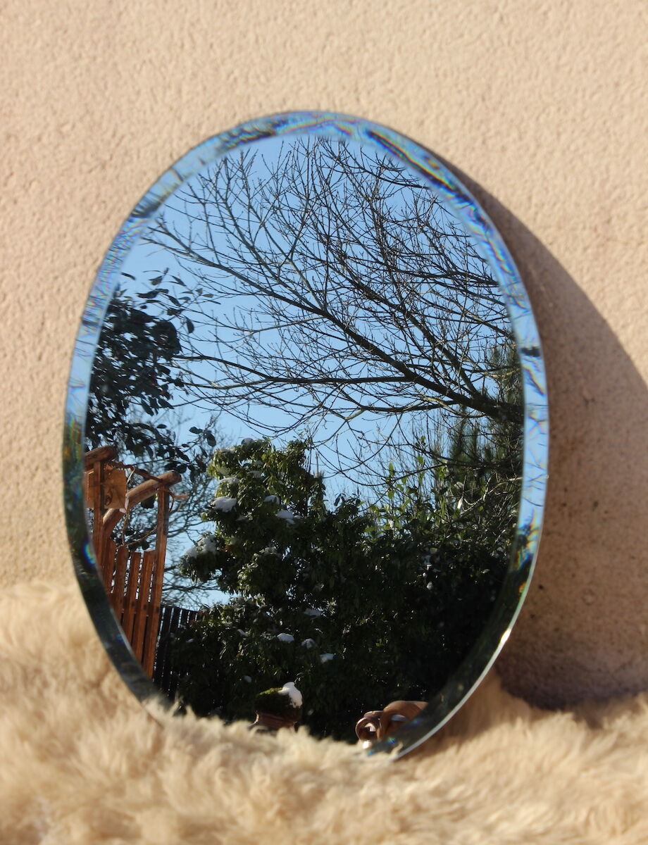 Oval beveled mirror without frame