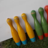 Old bowling game