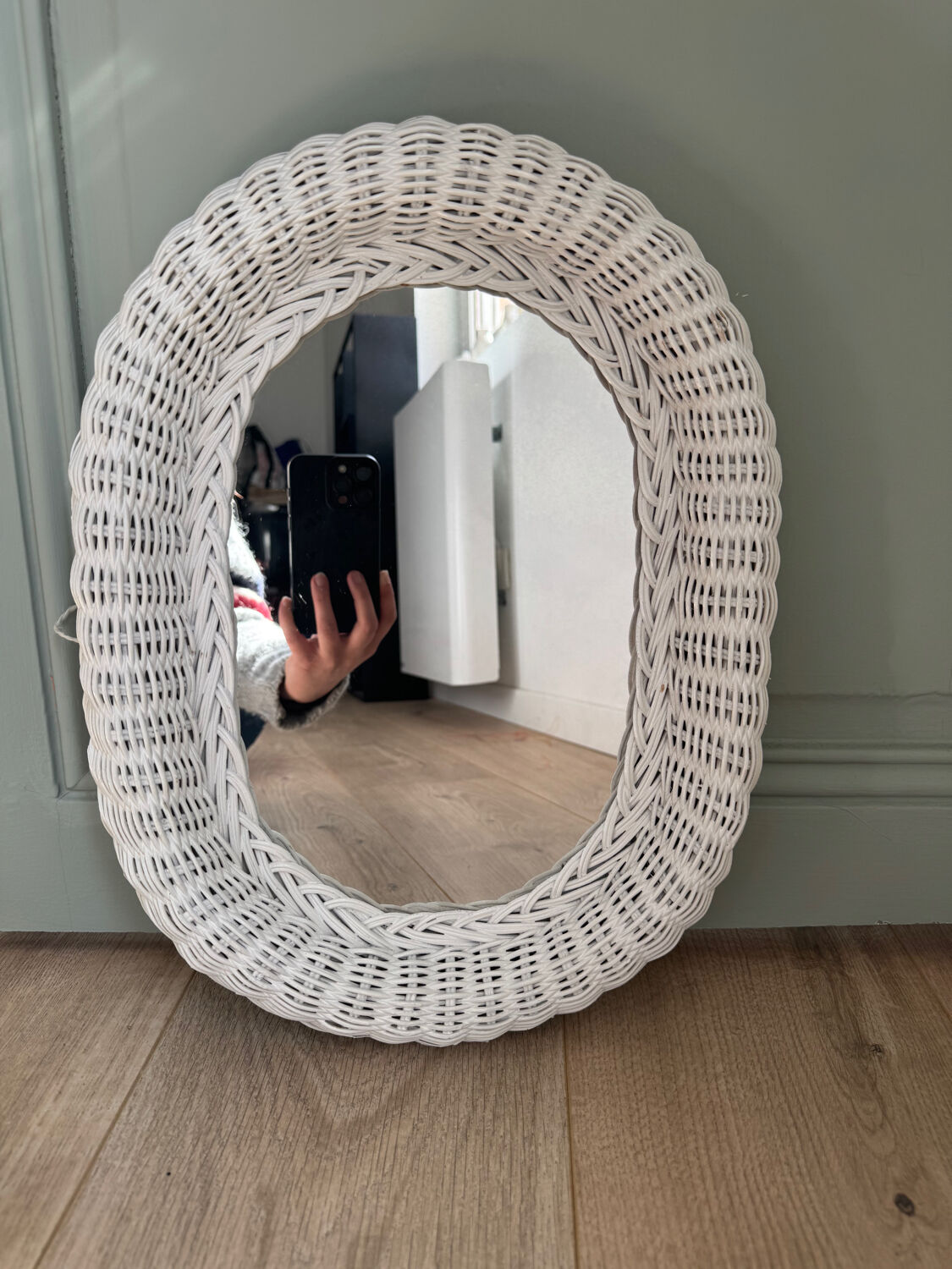 White rattan mirror