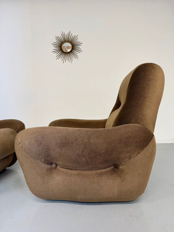 Lot 2 fauteuils tissu cosy design francais années 70 vintage