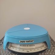 Vintage kitchen scale, 1970s. Japy salter, made in france aubervilliers.