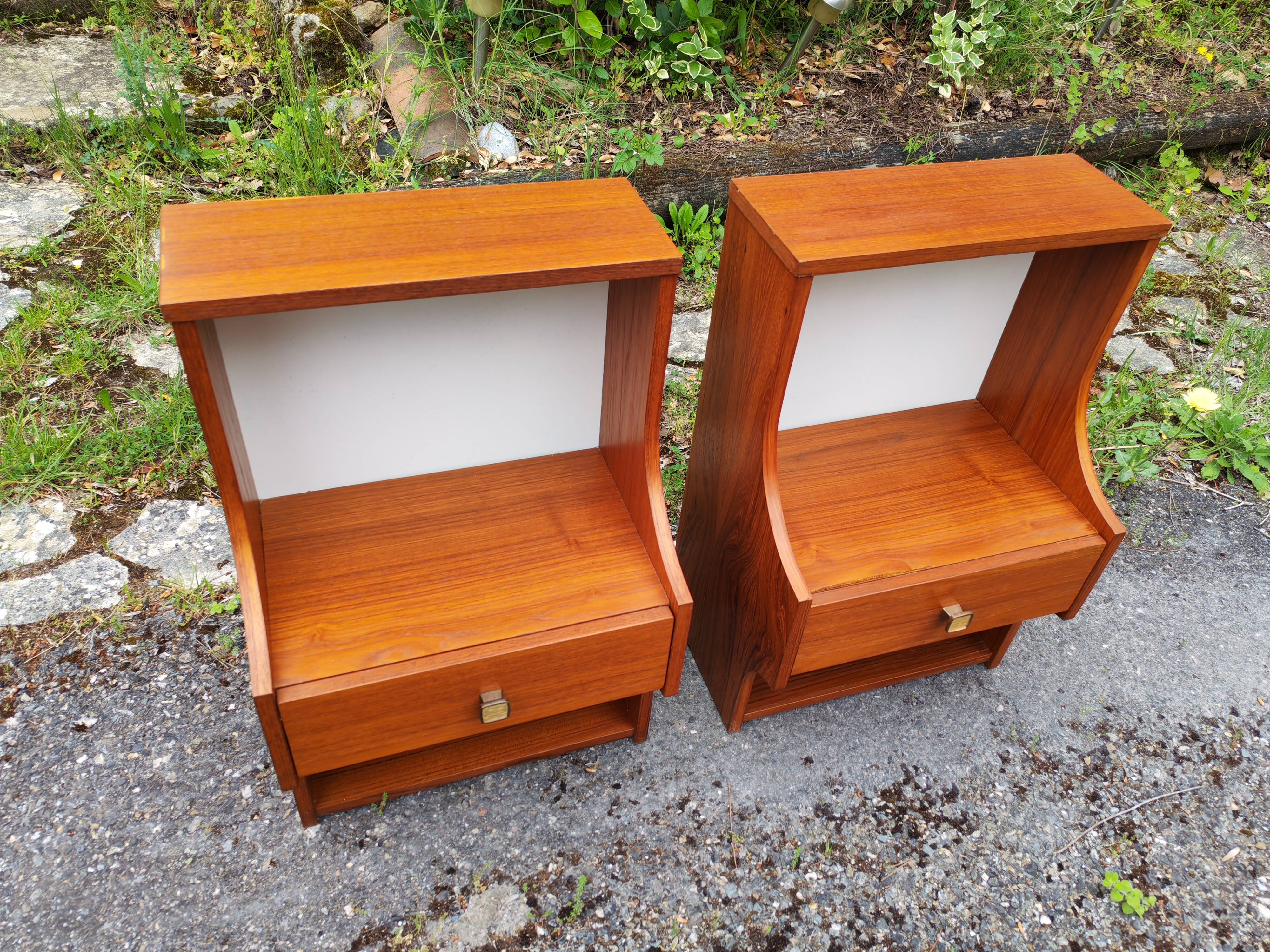Paire de chevets scandinaves