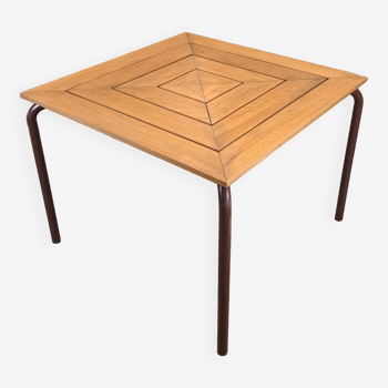 Table carree en bois metal