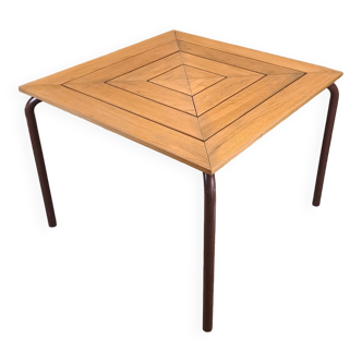 Table carree en bois metal
