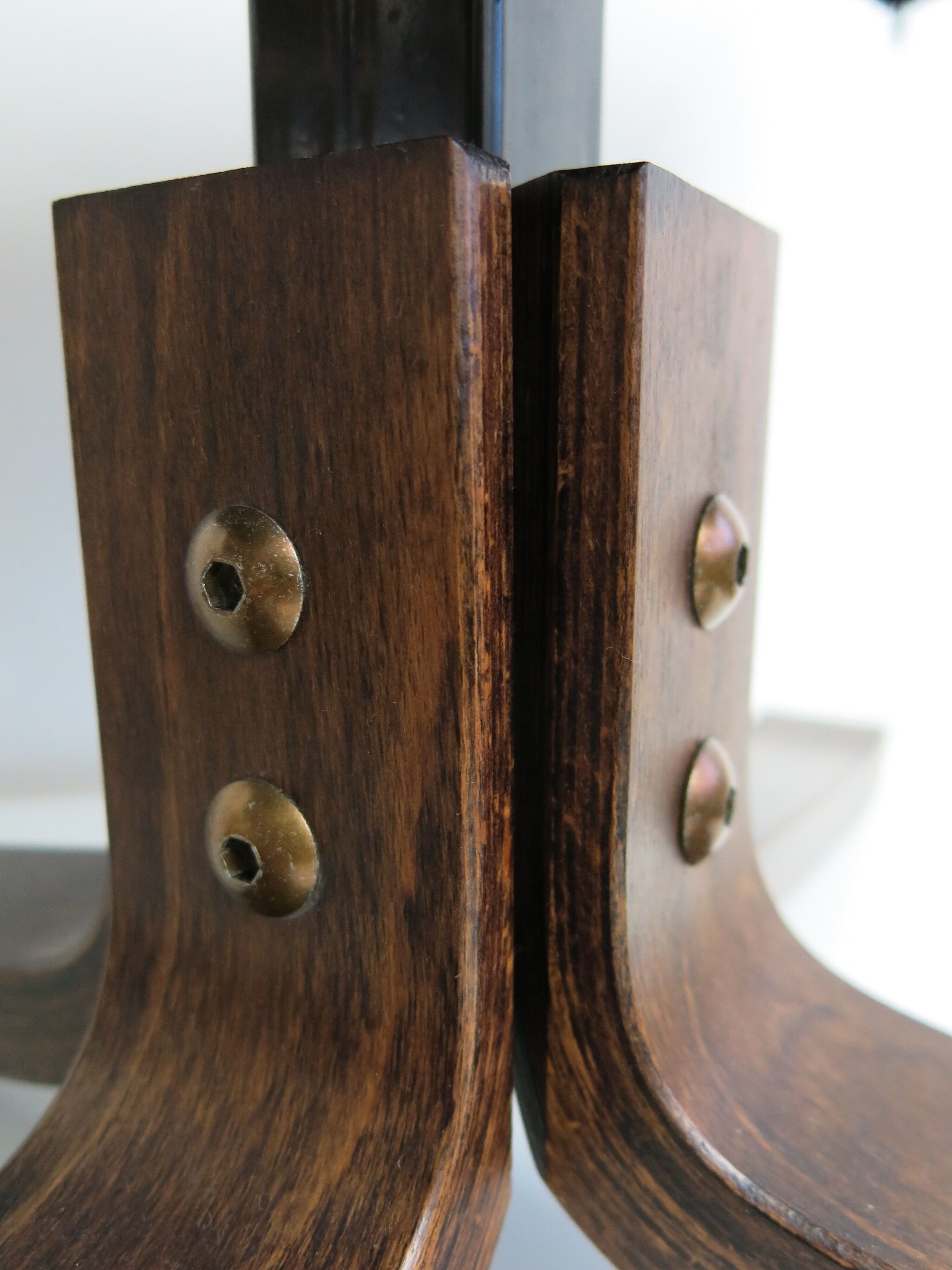 Ottoman Unico in chocolate colored leather