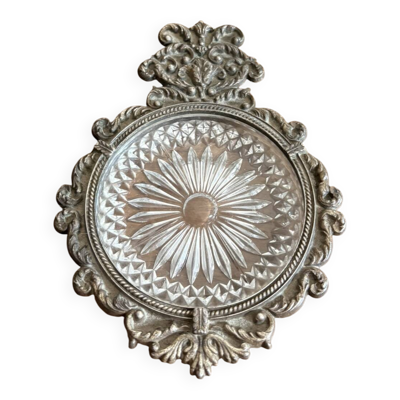 Dessous de bouteille, cendrier Rocaille en verre taillé style Louis XV